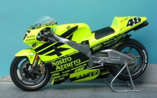 MTk12/021 Honda NSR 500 2001 Rossi Tests