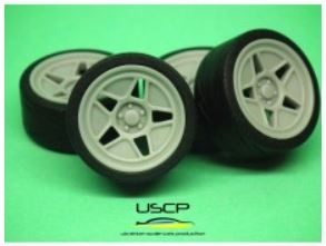 24W024T 1/24 fifteen52 R43 19\'\' with tires USCP