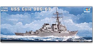 04524 1/350 USS Cole DDG-67 Arleigh Burke Class Missile Destroyer Trumpeter