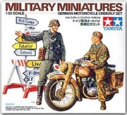 [사전 예약] 35241 1/35 WWII German Motorcycle Orderly Set
