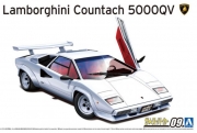 05945 1/24 1985 Lamborghini Countach 5000QV Aoshima