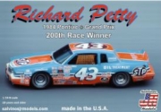 1984D 1/24 Richard Petty 1984 Pontiac Grand Prix 200th Race Winner