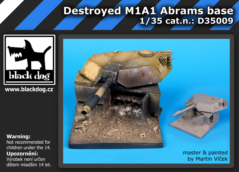 D35009 1/35Destroyed M1A1 Abrams base