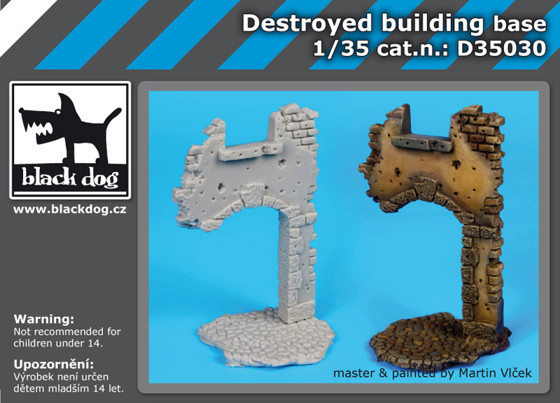 D35030 1/35 Destroyed building base