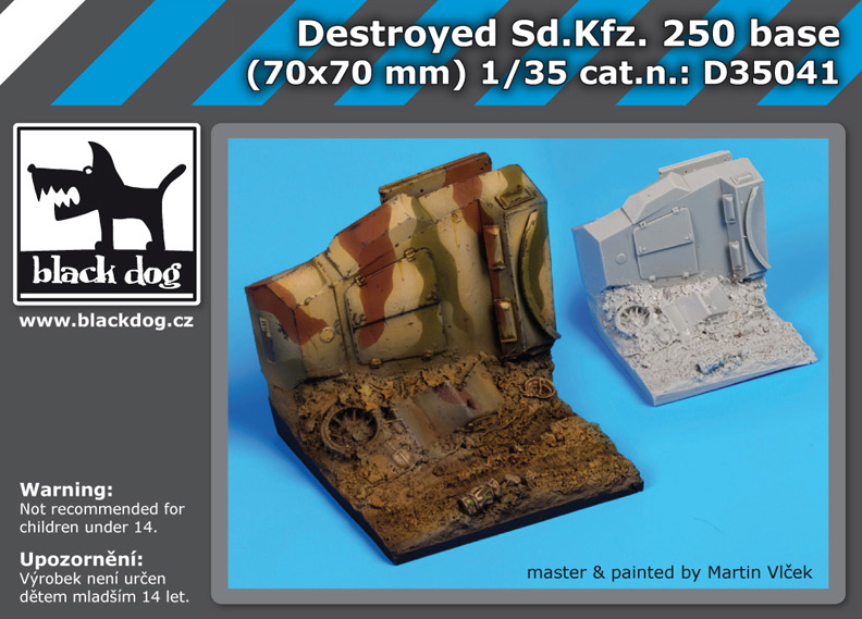 D35041 1/35 Destroyed Sd Kfz 250 base