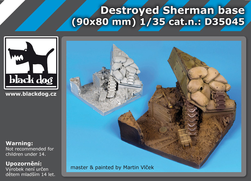 D35045 1/35Destroyed Sherman base
