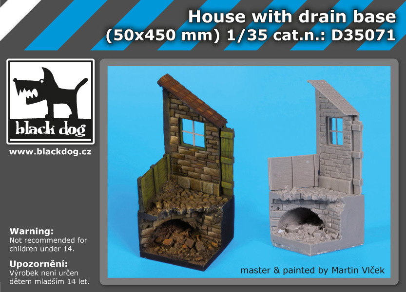 D35071 1/35 Housewith drain base