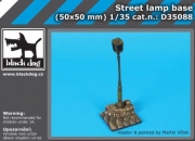 D35088 1/35 Street lamp base