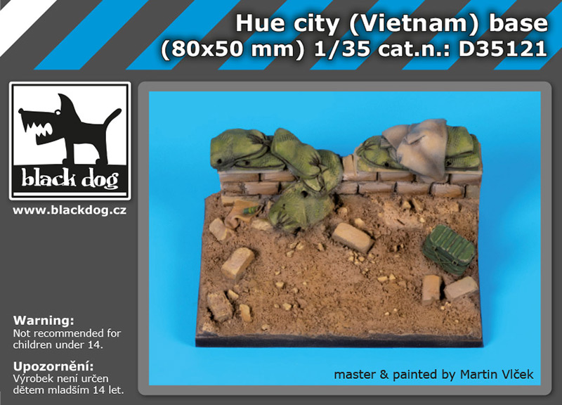 D35121 1/35 Hue city Vietnam base