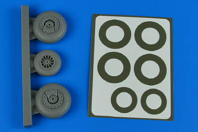 [사전 예약] 4873 1/48 B-26K Invader wheels & paint masks - late - Diamond Pattern ICM Aires