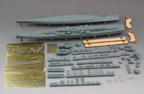 N07-155-398 1/700 USS Boston CAG1 Complete resin kit Complete resin kit