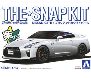 [사전 예약] 05639 1/32 Nissan GT-R (Brilliant White Pearl)