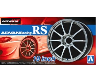 [사전 예약] 05378 1/24 Advance Racing RS 19 Inch