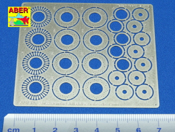 24022 1/24 Standard drilled discs 13mm