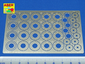 24023 1/24 Standard slotted discs 13mm