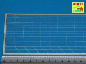 RE-100-04 1/100 Railing four horizontal bars