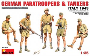 BE35163 1/35 German Paratroopers & Tank crew (Italy 1943) (New Tool- 2013)