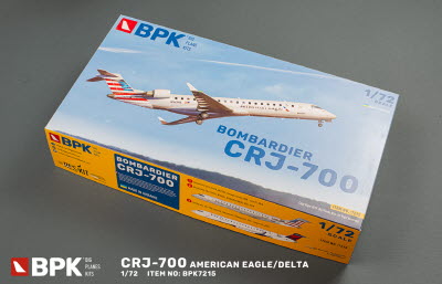 BPK7215 1/72 CRJ-700 American Eagle/Delta (1/72) 411