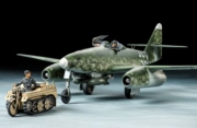 [사전 예약] 25215 1/48 Me 262A-2a & Kettenkraftrad