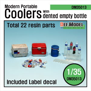 DM35013 1/35 Morden U.S Portable coolers set