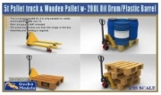 [사전 예약] GM35034 1/35 5T PALLET TRUCK & WOODEN PALLET W-200L OIL DRUM/ PLASTIC BARREL