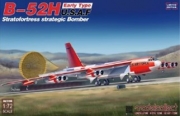 [사전 예약] UA72208 1/72 B-52H early type Stratofortress strategic Bomber limit Ver