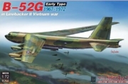 [사전 예약] UA72210 1/72 B-52G early type in Linebacker II Vietnam war 1967-1972